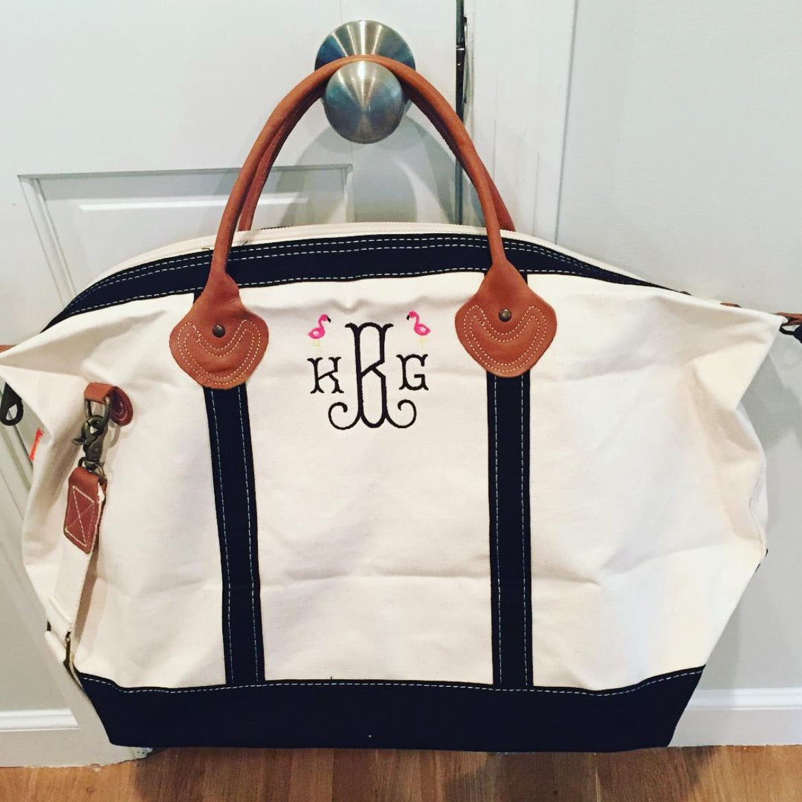 Weekender (Navy Trim)